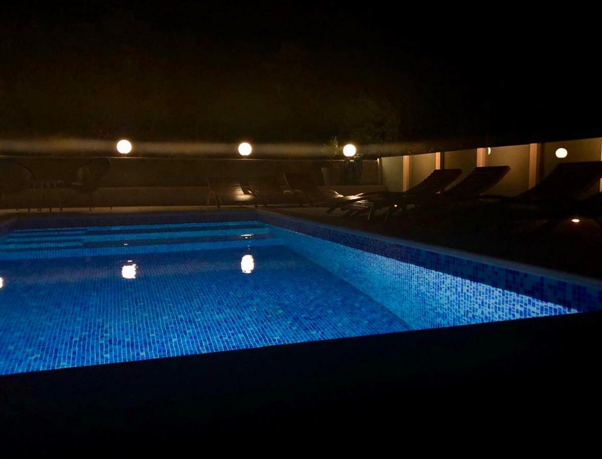 Brbinj Paradise מראה חיצוני תמונה